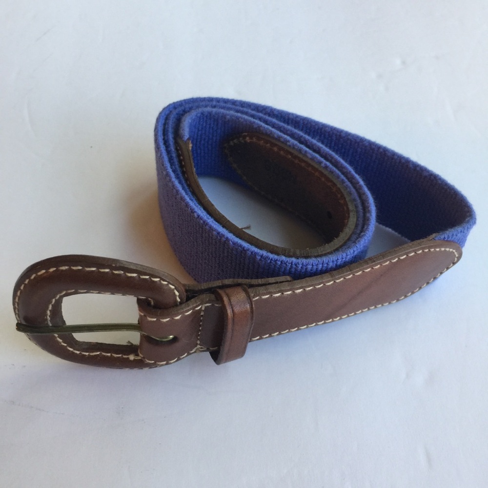 L.L.BEAN BLUE STRETCH WITH LEATHER BELT SIZE XL